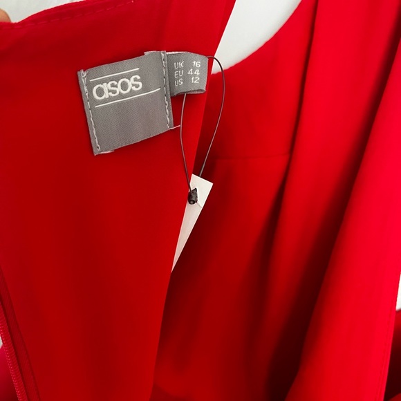 ⭐️Bogo⭐️🦋 New w tag ASOS Sz 12 red side pockets jumpsuit - Picture 3 of 10
